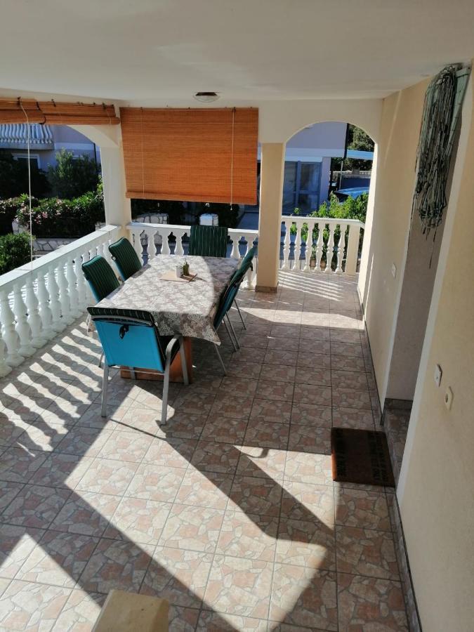 Apartmani Trupeljak มันเดร ภายนอก รูปภาพ