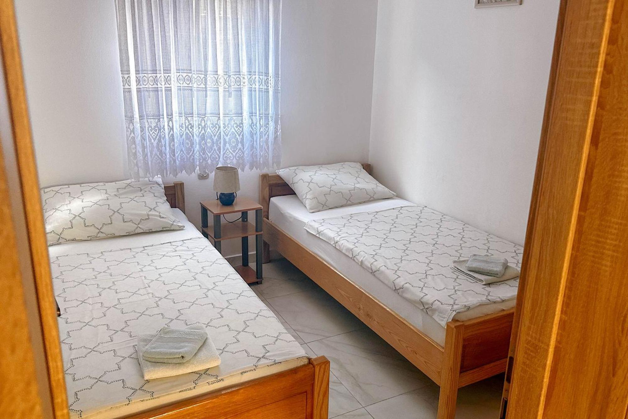 Apartmani Trupeljak มันเดร ห้อง รูปภาพ